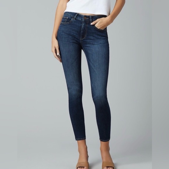 DL1961 Denim - DL1961 Florence Sz 26 Mid Rise Instasculpt Skinny Dark Wash Blue Jeans 26” Waist